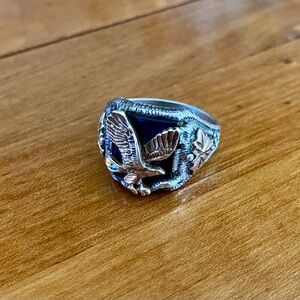 BLACK HILLS GOLD STERLING SILVER ONYX EAGLE RING size 12.5
